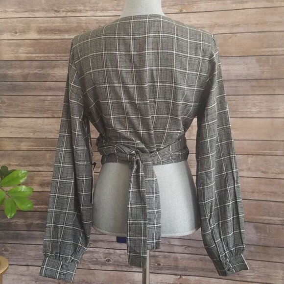 REVOLVE Privacy Please Plaid Kaylan Wrap Top Size L - Picture 4 of 10